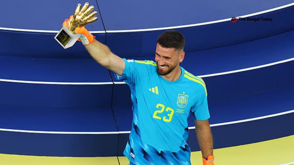 “There was no need for gloves in the final” — Unai Simón jokes after winning the Golden Glove.