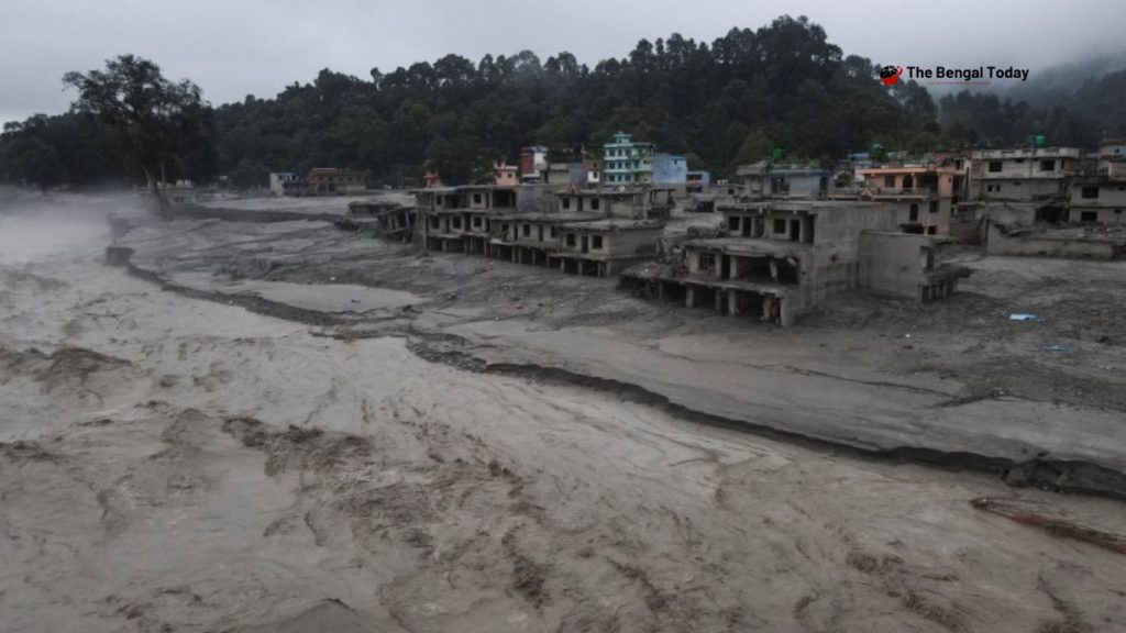 Death toll from mountain torrents in Nepal and Tibet rises to 1,093; search and rescue operations still underway.