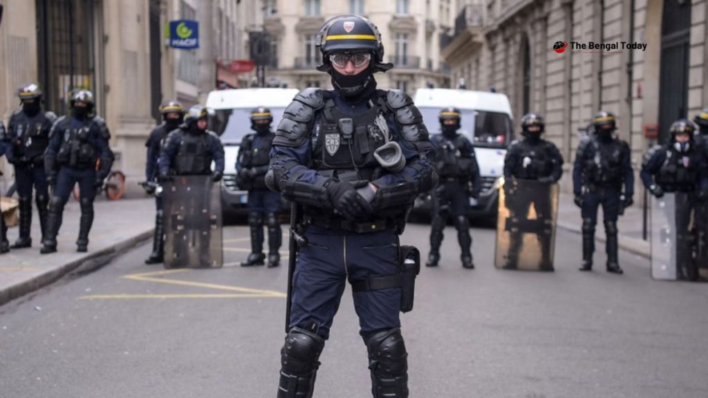 Fresh call for protests; 70,000 police deployed to manage the situation